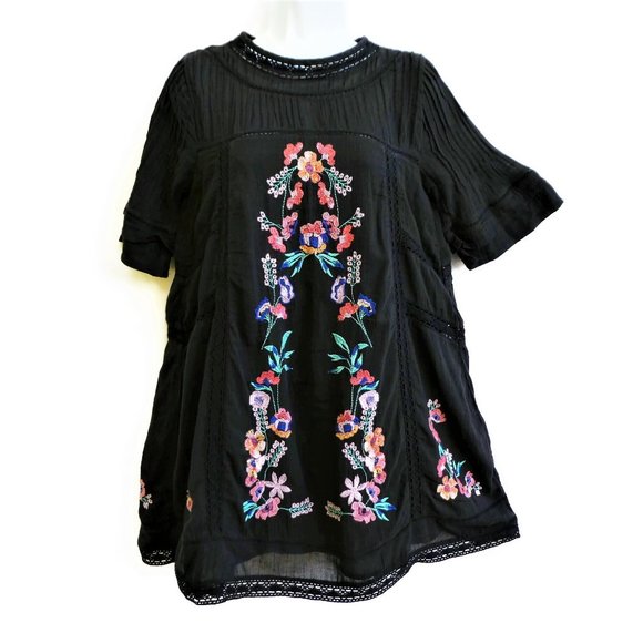 Free People Dresses & Skirts - Free People Tunic Dress Embroidered Floral Crochet Inset Lined Keyhole Back  XS